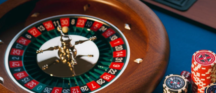 Reasons to Play Online Casino