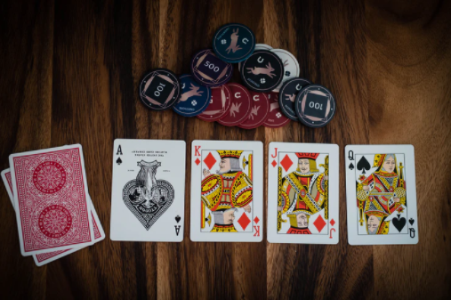 Some Mental Poker Tricks to Win a Poker Game