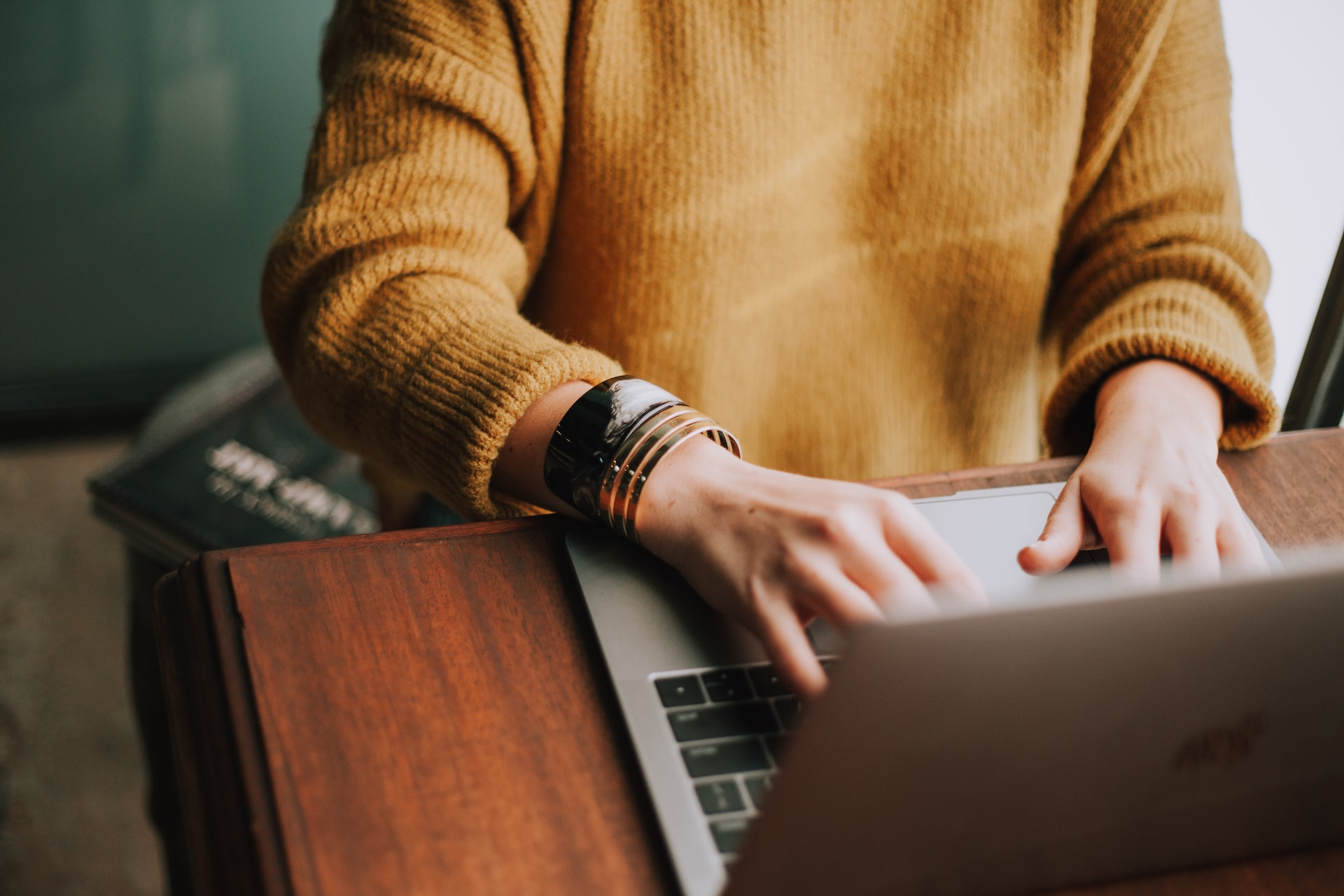 Navigating the Online Gambling Landscape: Choosing the Right Platform for You